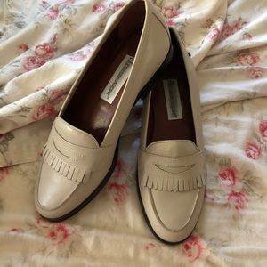 Etienne Aigner Bone Fringe Penny Loafers 6.5 M EUC